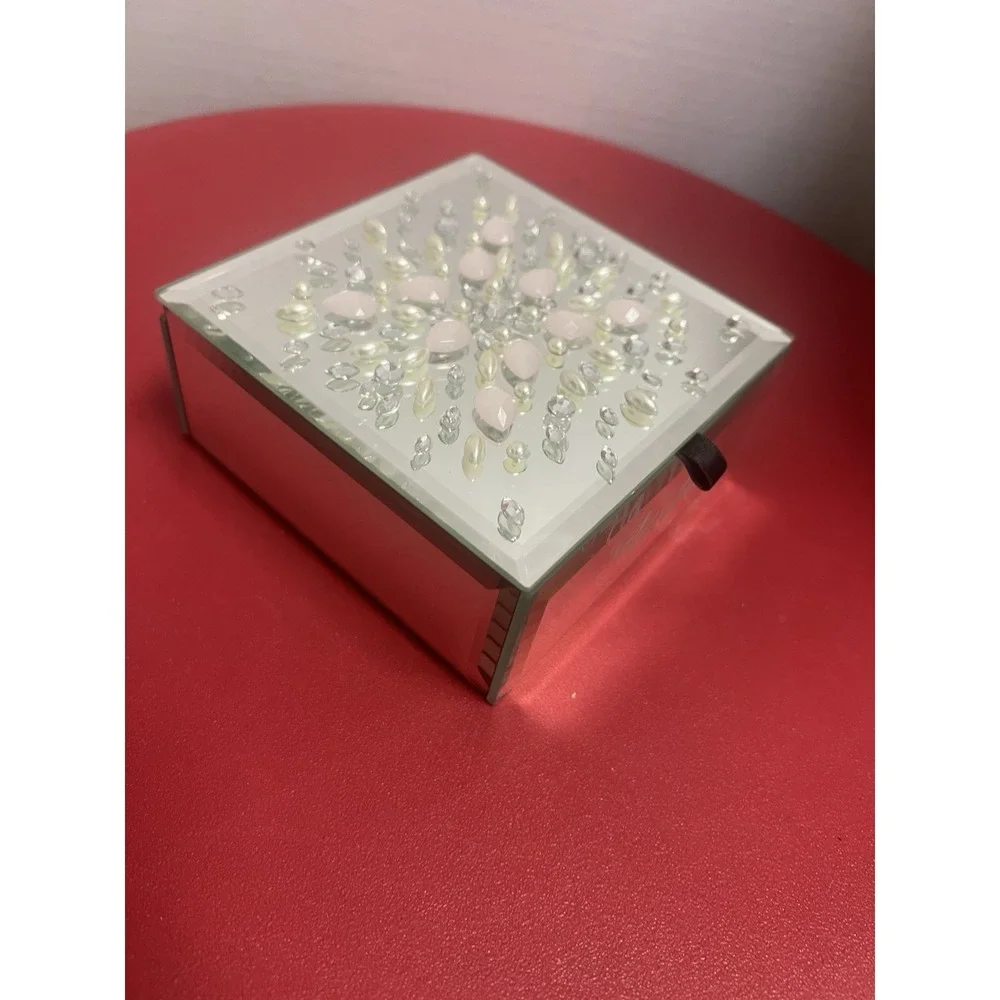 Personalized  Mirrored Tinket Box With flower Design. Velvet Inside ANITA 5 Inch